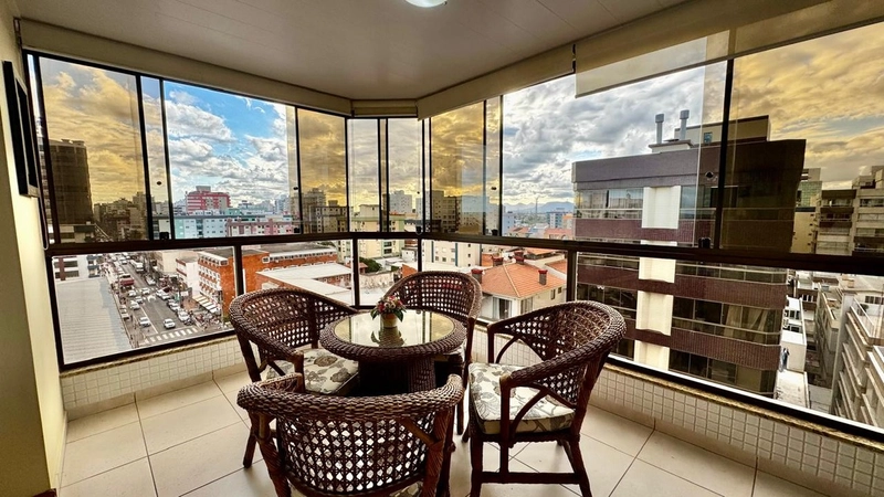 Apartamento de frente, 2 dormitórios, de frente, centro de Capão.: 1ª foto da galeria de imagens do imóvel