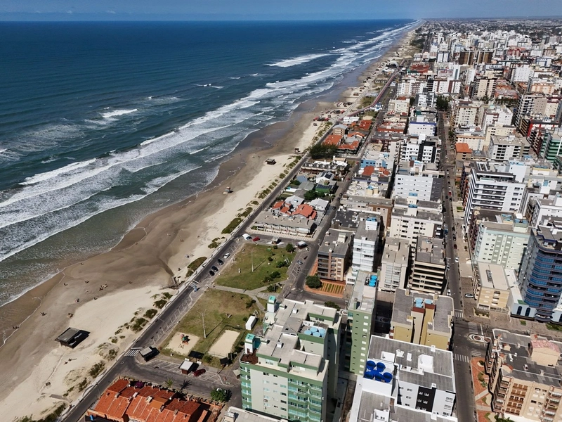 Apartamento 3 dormitórios, suíte, sacada de frente com vista mar!: 1ª foto da galeria de imagens do imóvel