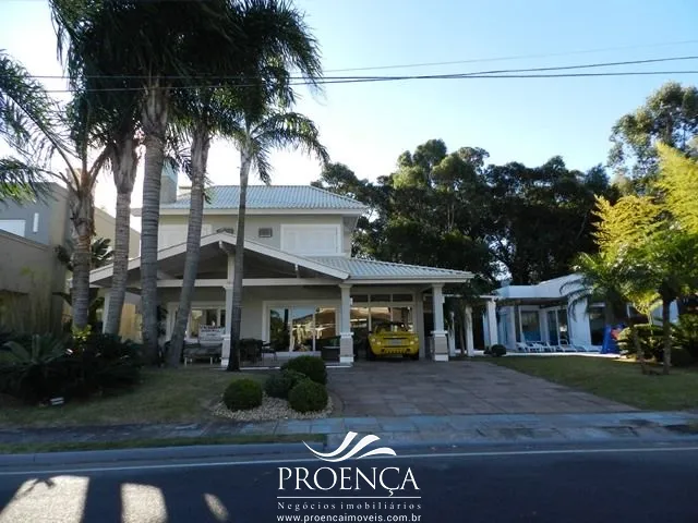 Casa em Condomínio Fechado 2 terrenos com piscina.: 1ª foto da galeria de imagens do imóvel