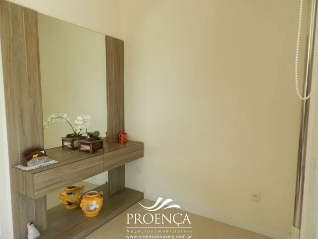 04 ótimas suítes, lavabo, ótimo living com pé direito alto.: 3ª foto da galeria de imagens do imóvel