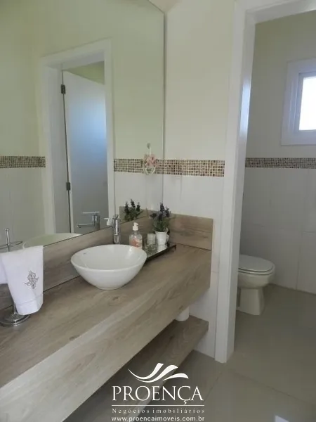 04 ótimas suítes, lavabo, ótimo living com pé direito alto.: 4ª foto da galeria de imagens do imóvel