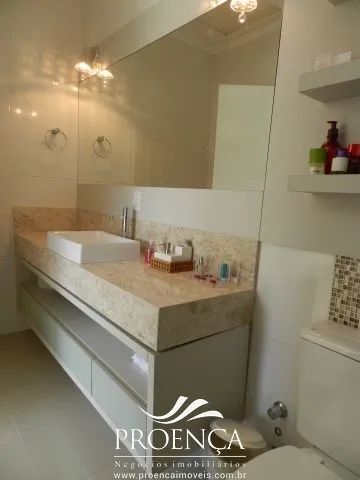 04 ótimas suítes, lavabo, ótimo living com pé direito alto.: 31ª foto da galeria de imagens do imóvel