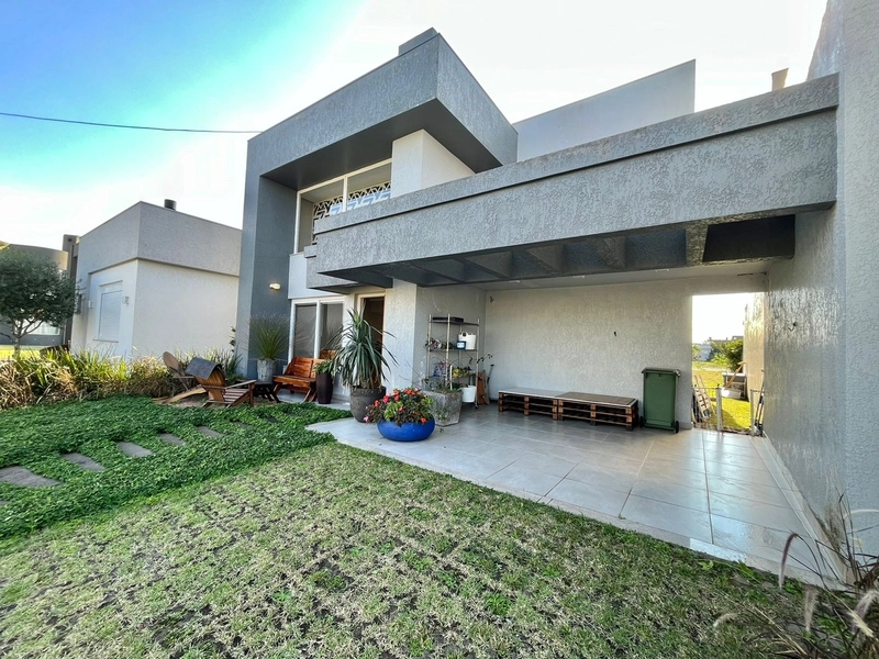 Casas em condomínio à venda em Xangri-Lá, Condomínio Las Palmas: 2ª foto da galeria de imagens do imóvel