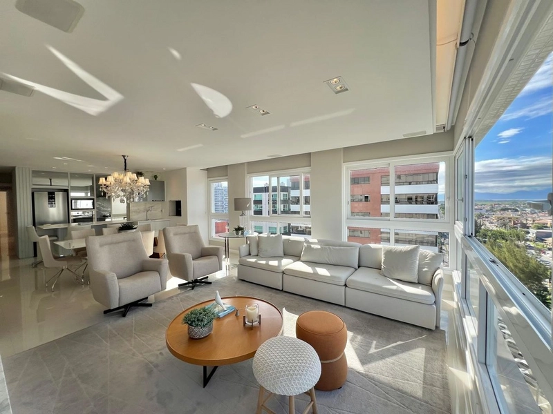 Apartamento 03 dormitórios junto a Praça Flavio Boianovski e Vista Mar: 14ª foto da galeria de imagens do imóvel