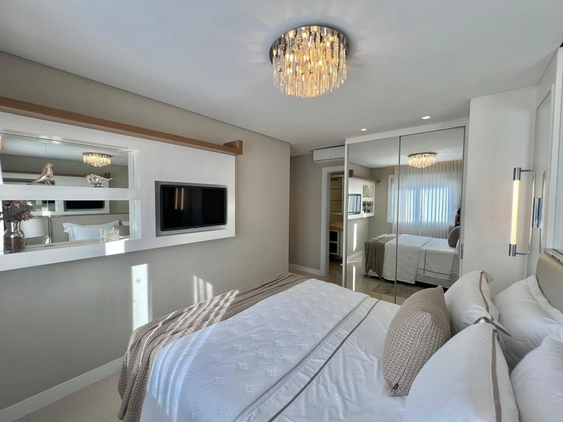 Apartamento 03 dormitórios junto a Praça Flavio Boianovski e Vista Mar: 19ª foto da galeria de imagens do imóvel