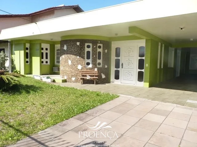 Casa 3 dormitórios, no Centro de Capão da Canoa: 3ª foto da galeria de imagens do imóvel
