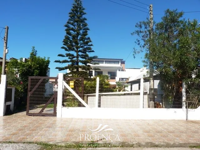 Casa a venda 03 dormitórios com piscina em Capão da Canoa: 5ª foto da galeria de imagens do imóvel