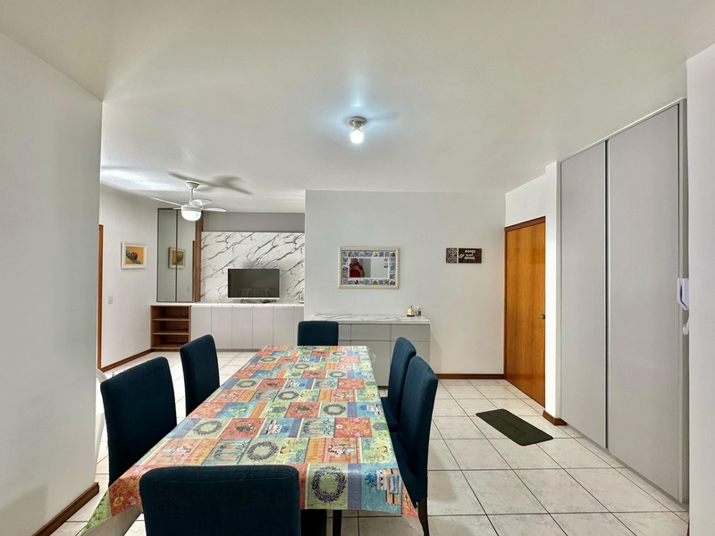 Apartamento de frente junto a Praça do Mini Golf: 3ª foto da galeria de imagens do imóvel