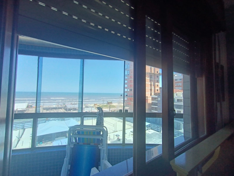 Excelente apartamento 02 dormitórios, pé na areia frente Mar temporada: 21ª foto da galeria de imagens do imóvel