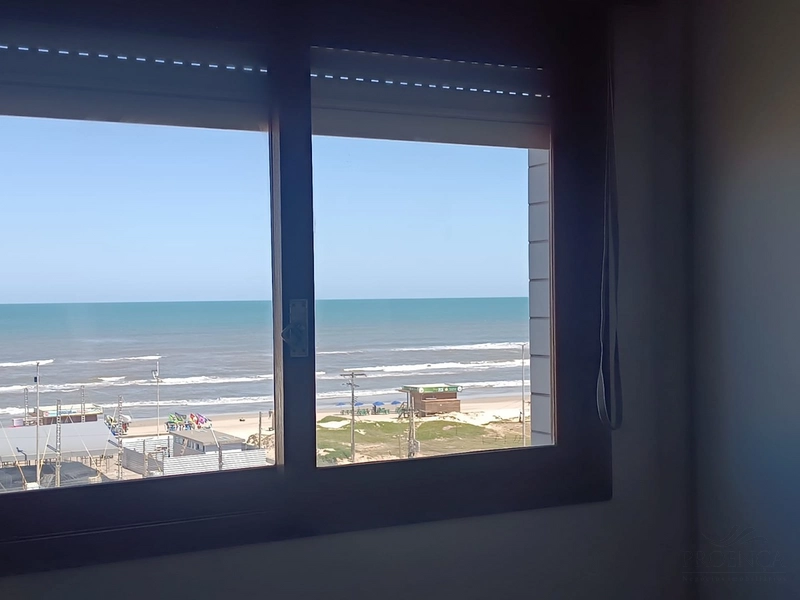 Excelente apartamento 02 dormitórios, pé na areia frente Mar temporada: 38ª foto da galeria de imagens do imóvel