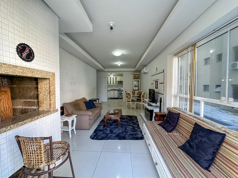 Apartamento 02 dormitórios com terraço Centro de Capão da Canoa: 2ª foto da galeria de imagens do imóvel