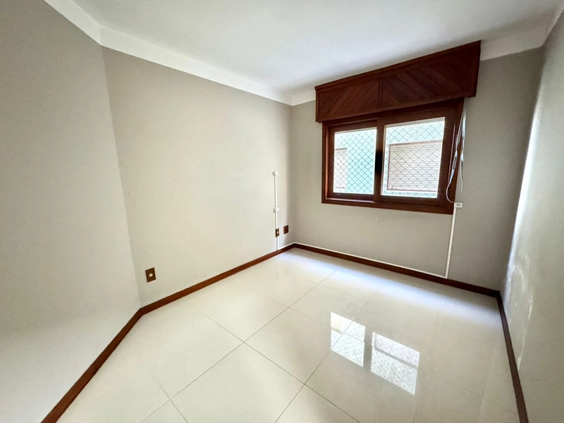 APARTAMENTO À VENDA COM VISTA ETERNA PARA O MAR: 7ª foto da galeria de imagens do imóvel