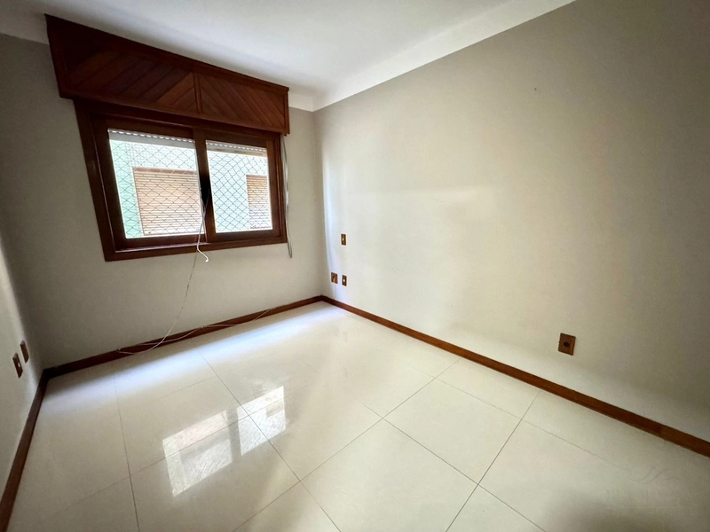 APARTAMENTO À VENDA COM VISTA ETERNA PARA O MAR: 11ª foto da galeria de imagens do imóvel