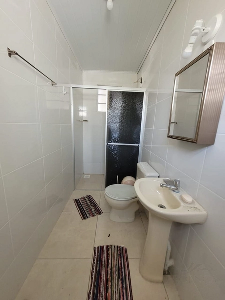 Casa  03 Dormitórios,  02 banheiros, 04 quadras do mar para Temporada: 28ª foto da galeria de imagens do imóvel