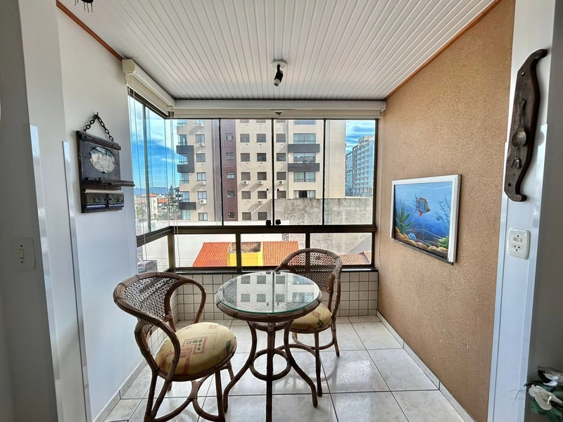 Apartamento de 1 dormitório de frente com garagem!: 1ª foto da galeria de imagens do imóvel