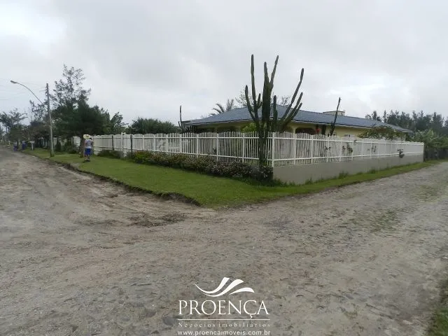 Casa com 3 Terrenos em Capão da Canoa: 5ª foto da galeria de imagens do imóvel