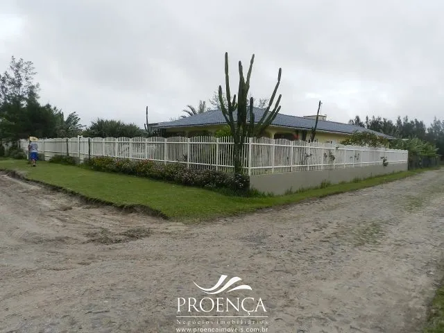 Casa com 3 Terrenos em Capão da Canoa: 6ª foto da galeria de imagens do imóvel