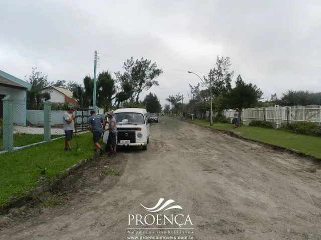 Casa com 3 Terrenos em Capão da Canoa: 8ª foto da galeria de imagens do imóvel