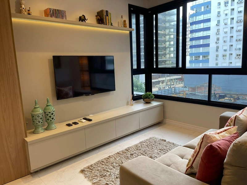 Apartamento de 1 dormitório de frente! MOBILIADO E DECOADO!: 5ª foto da galeria de imagens do imóvel