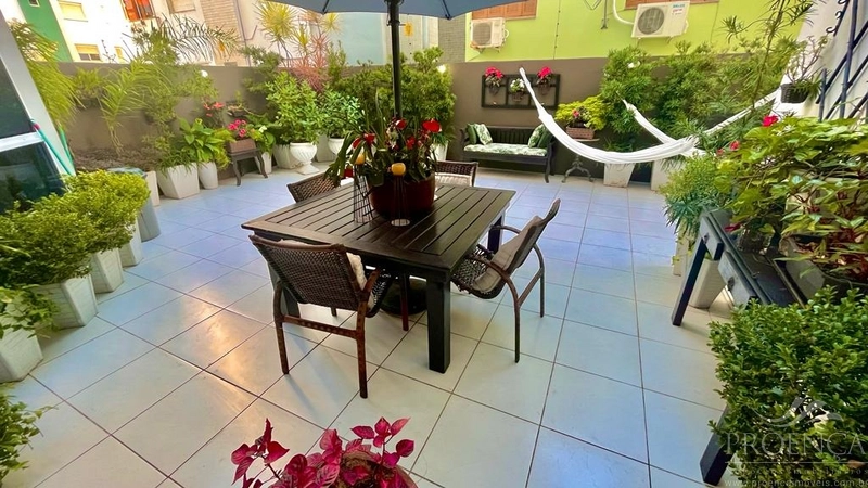 Apartamento 02 Dormitórios com Terraço, Capão da Canoa: 1ª foto da galeria de imagens do imóvel