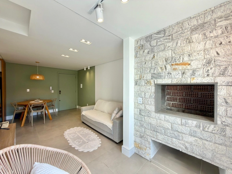 APARTAMENTO ESPAÇOSO, TOTALMENTE REFORMADO, PRONTO PARA USUFRUIR.: 7ª foto da galeria de imagens do imóvel