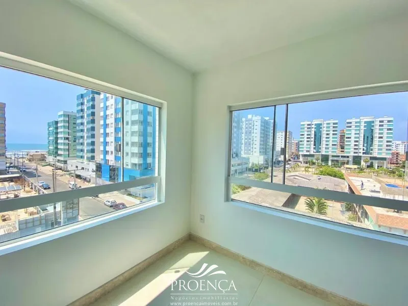 Apartamento 3 dormitórios frente a praça e vista Mar em Capão da Canoa: 1ª foto da galeria de imagens do imóvel