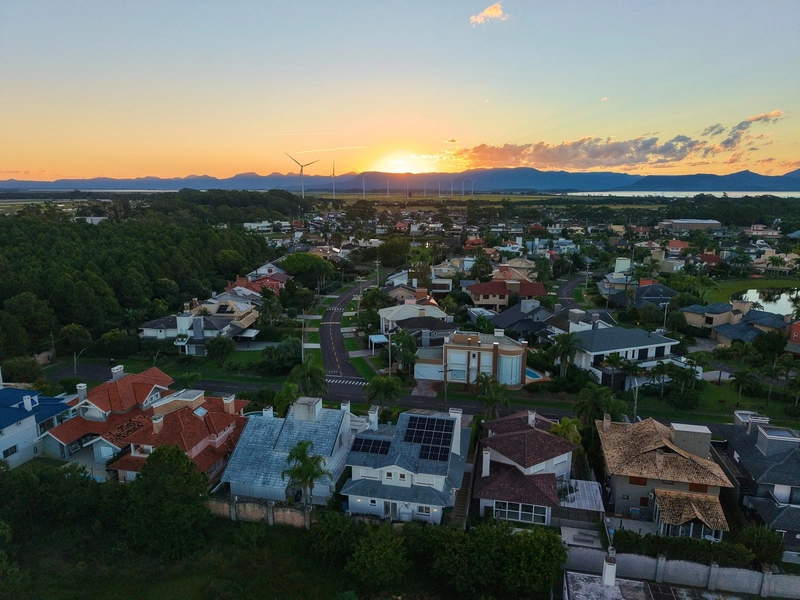 Atlântida Lagos Park Sobrado 5 suítes Mobiliada e Decorada.: 38ª foto da galeria de imagens do imóvel