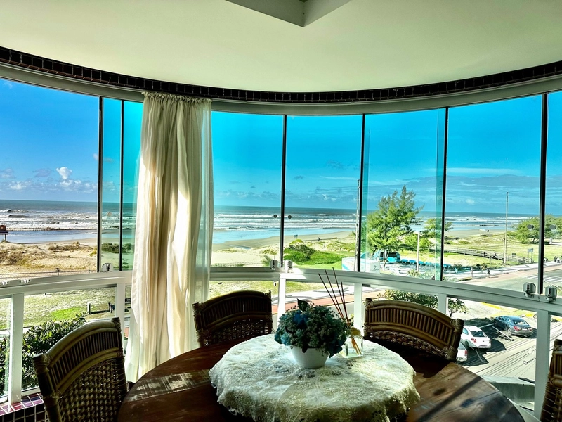 Vista eterna para o mar!! Apartamento 4 dormitórios: 1ª foto da galeria de imagens do imóvel