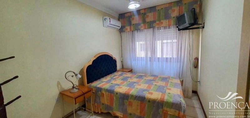 De Frente com Lareira, sendo 03 dormitórios, Box , Prédio com infra.: 13ª foto da galeria de imagens do imóvel