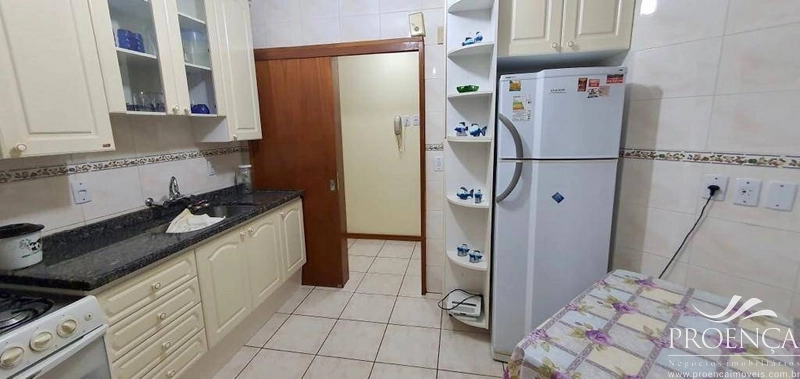 De Frente com Lareira, sendo 03 dormitórios, Box , Prédio com infra.: 11ª foto da galeria de imagens do imóvel