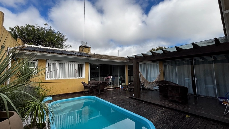 Casa para Locação por Temporada: 1ª foto da galeria de imagens do imóvel