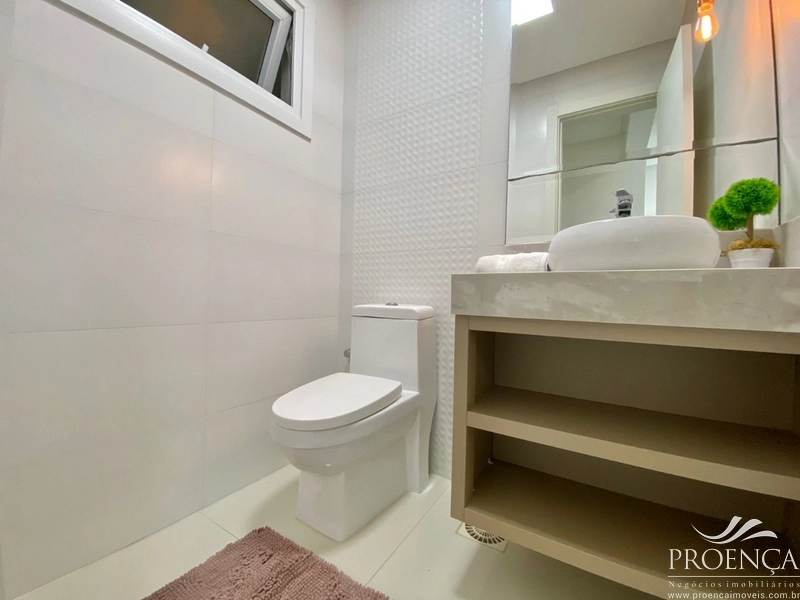 Apartamento 03 Dormitórios de frente para o Mar: 18ª foto da galeria de imagens do imóvel