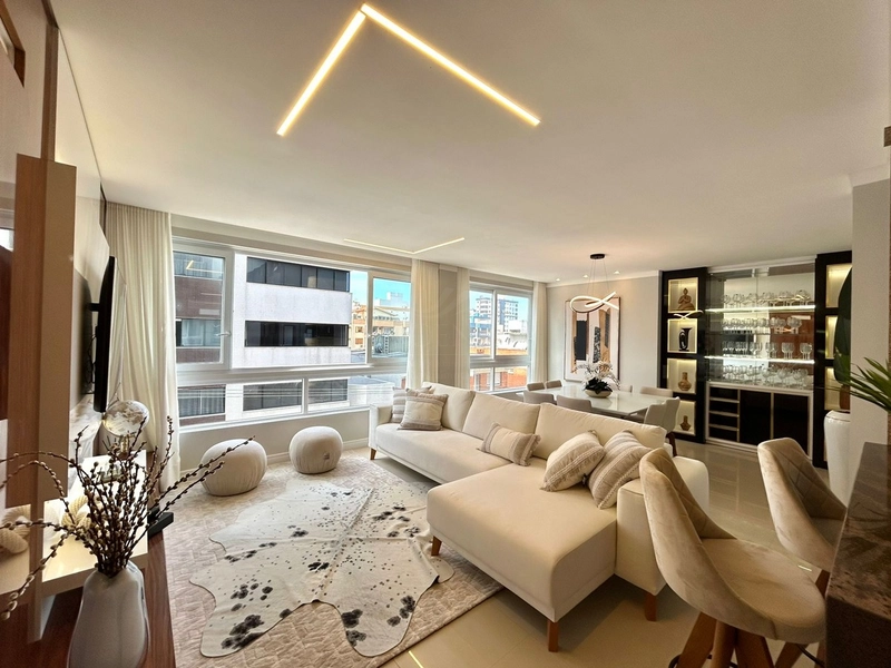 Apartamento 3 dormitórios com terraço no Centro de Capão da Canoa: 1ª foto da galeria de imagens do imóvel