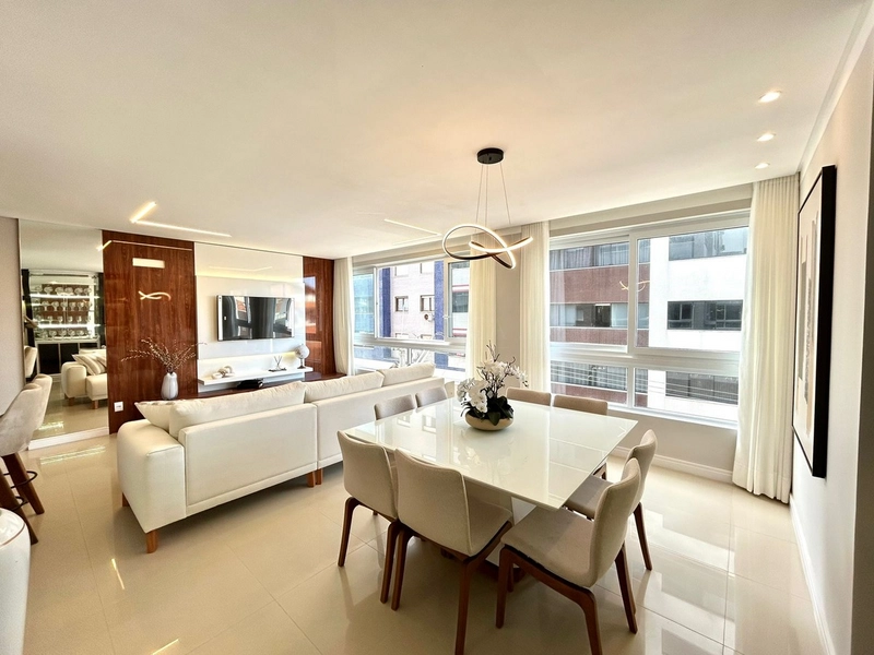 Apartamento 3 dormitórios com terraço no Centro de Capão da Canoa: 2ª foto da galeria de imagens do imóvel