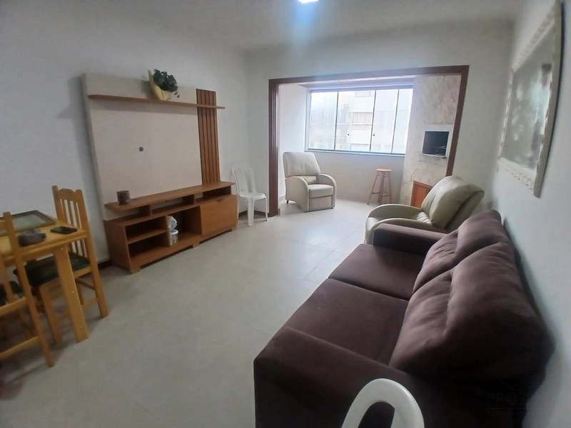 Apartamento Mobiliado a 1 Quadra do Mar!: 1ª foto da galeria de imagens do imóvel