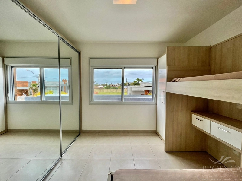 Sobrado Mobiliado com Piscina.: 25ª foto da galeria de imagens do imóvel