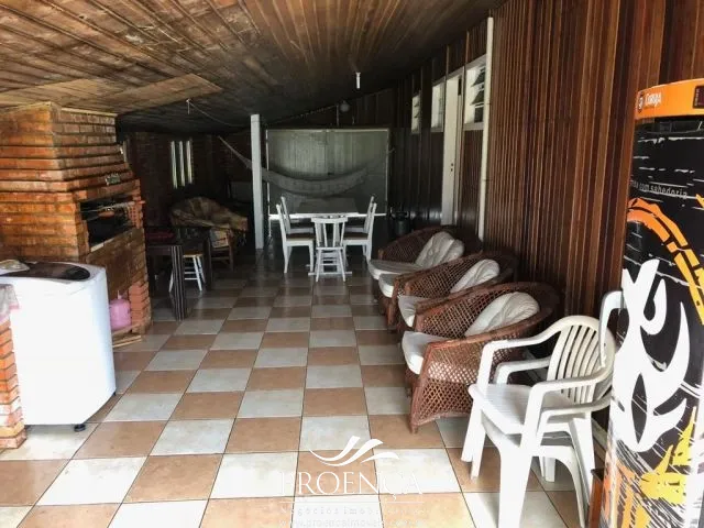 Casa Mista com3 dormitórios em Xangri-lá: 2ª foto da galeria de imagens do imóvel