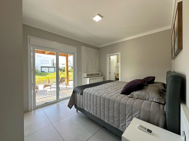 Casa Térrea 4 suítes Beira Lago - Cond capão Ilhas - Capão da Canoa: 14ª foto da galeria de imagens do imóvel