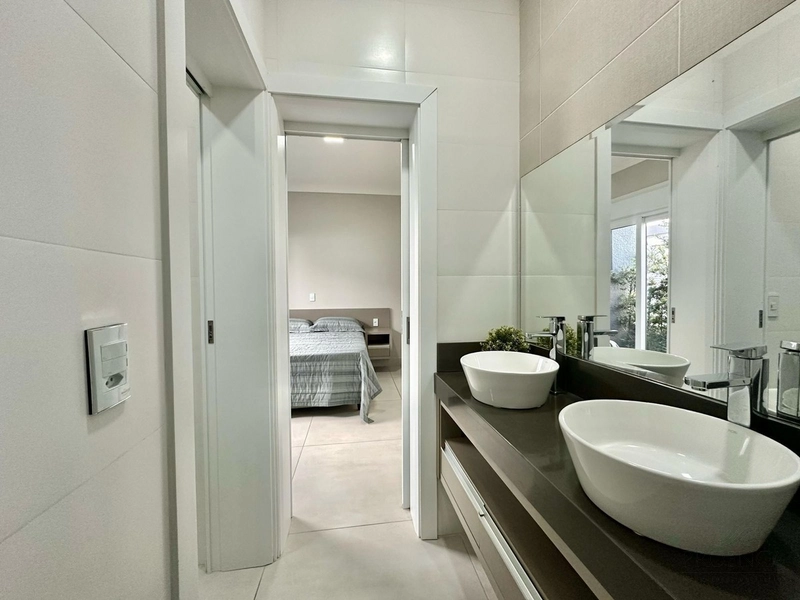 Casa Térrea 4 suítes Beira Lago - Cond capão Ilhas - Capão da Canoa: 16ª foto da galeria de imagens do imóvel