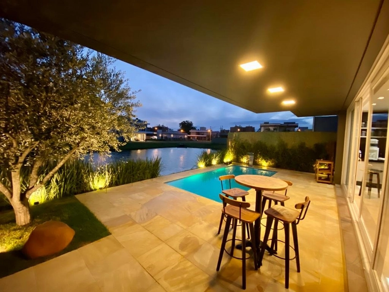 Excelente Sobrado, Beira Lago sendo 5 suítes, Mobiliado e Decorado.: 20ª foto da galeria de imagens do imóvel