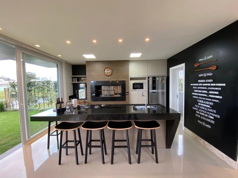 Excelente Sobrado, Beira Lago sendo 5 suítes, Mobiliado e Decorado.: 13ª foto da galeria de imagens do imóvel