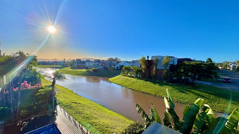 Sobrado 4 suítes Beira Lago -Cond Capão Ilhas - Capão da Canoa: 40ª foto da galeria de imagens do imóvel