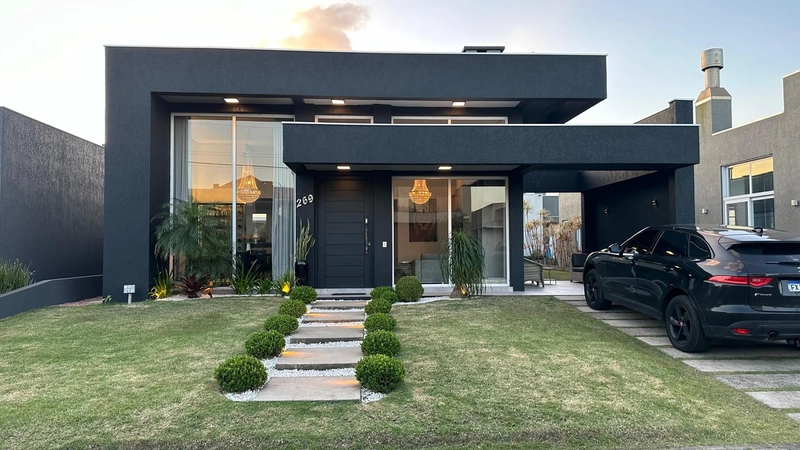Casa Mobiliada e Decorada Dubai Resort Capão da Canoa.: 1ª foto da galeria de imagens do imóvel
