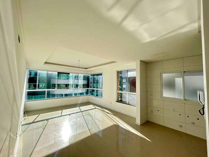 Apartamento de 3 dormitórios. Capão da Canoa. Zona Nova: 1ª foto da galeria de imagens do imóvel