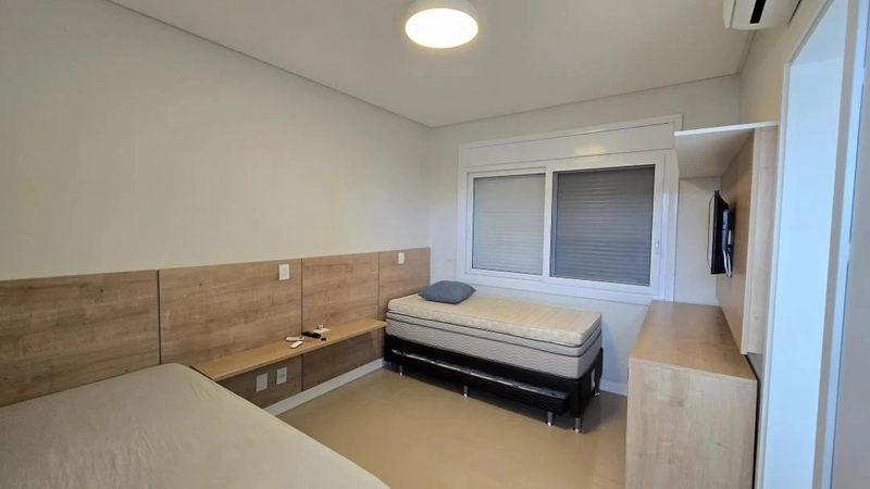 Casa em Condomínio Fechado com 04 suítes: 11ª foto da galeria de imagens do imóvel