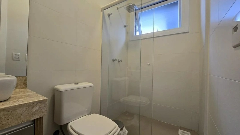 Casa em Condomínio Fechado com 04 suítes: 13ª foto da galeria de imagens do imóvel