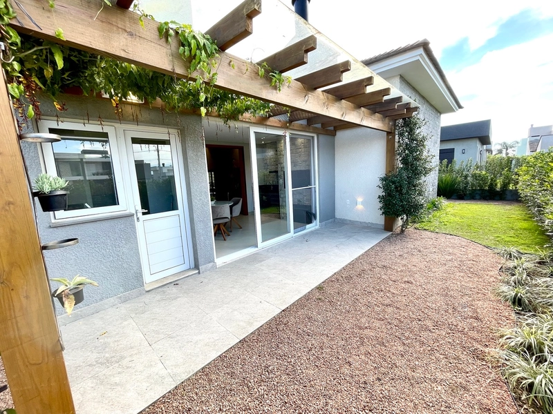 Excelente casa Terreá composta de 3 suítes,Lindo Paisagismo.: 28ª foto da galeria de imagens do imóvel