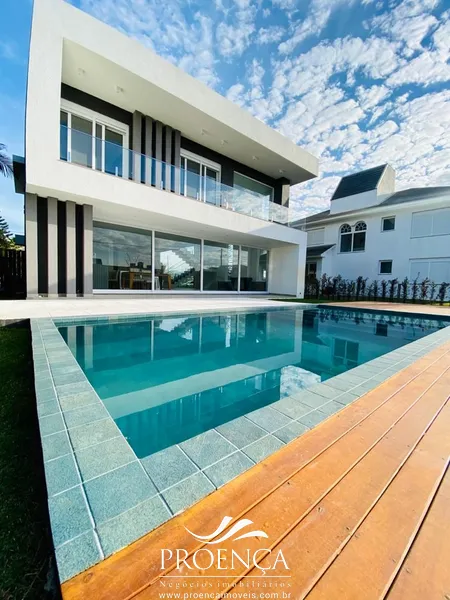 Excelente Sobrado Mobiliado e Decorado, sendo 04 suítes.: 1ª foto da galeria de imagens do imóvel