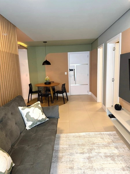 Apartamento 1 dormitório de alto padrão: 8ª foto da galeria de imagens do imóvel