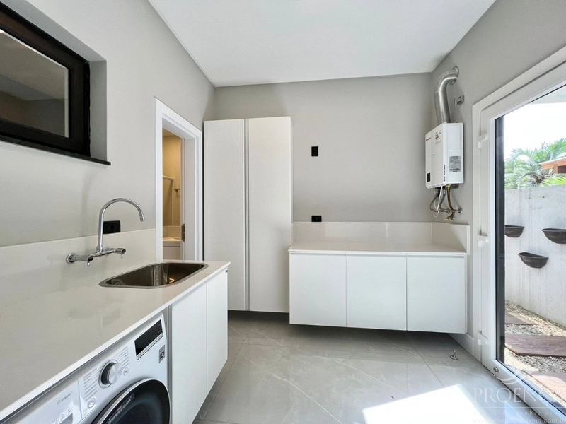 Mansão de esquina em condomínio luxuoso de Capão da Canoa!: 22ª foto da galeria de imagens do imóvel